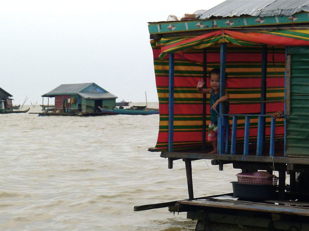 Siem Reap authentic floating village