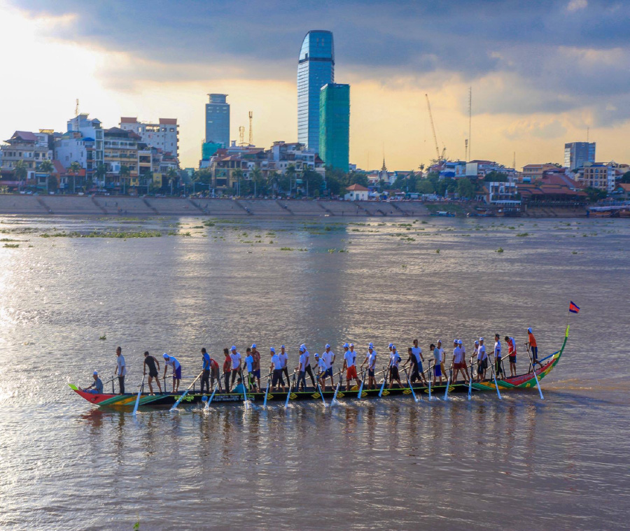 phnom-penh water festival